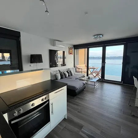 Penthouse - - Krk * 오미살즈